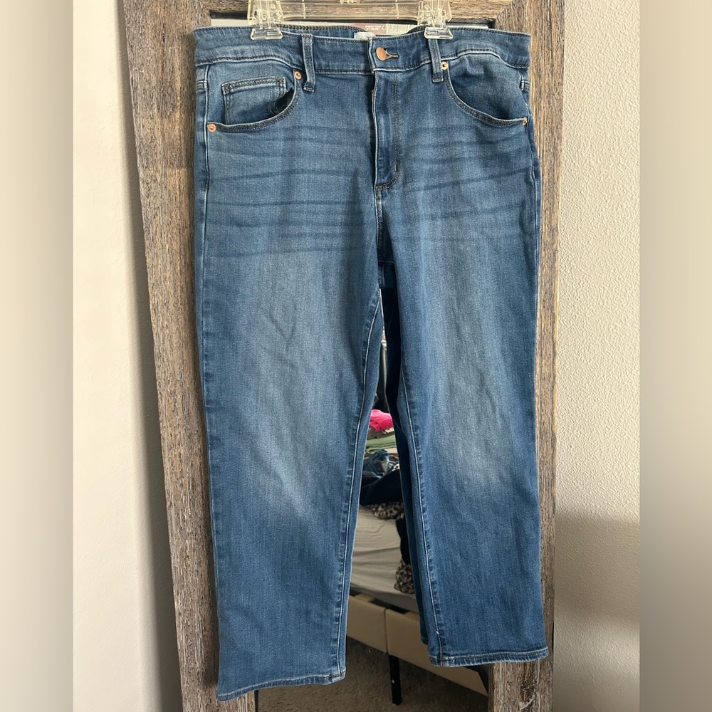 Universal Thread Women’s Jeans - High Rise Slim Straight
